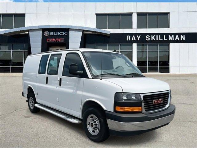 Photo of 2023 Summit White GMC Savana 2500
