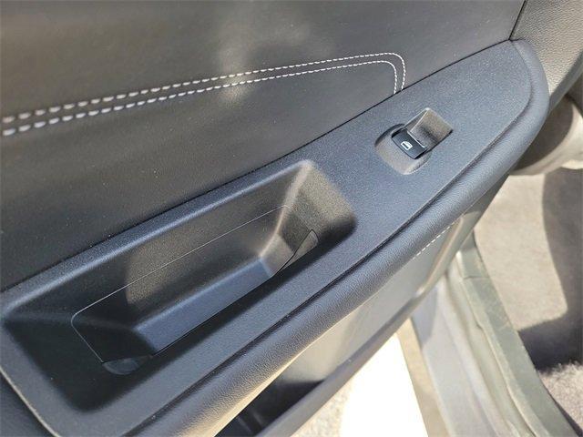 Photo of 2024 Gray Metallic Ford Edge