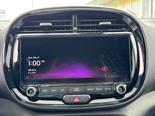 Photo of 2023 White Kia Soul