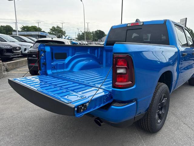 Photo of 2025 Hydro Blue Pearlcoat RAM 1500