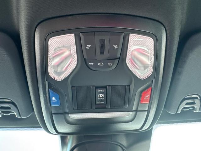 Photo of 2025 Bright White Clearcoat RAM 2500