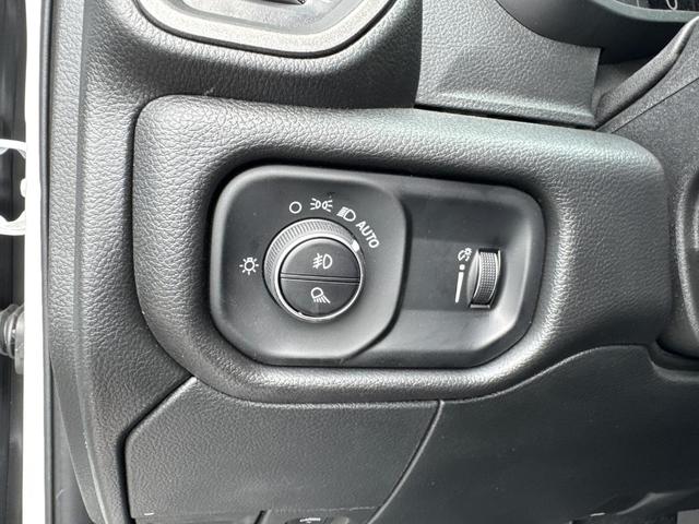 Photo of 2025 Bright White Clearcoat RAM 2500