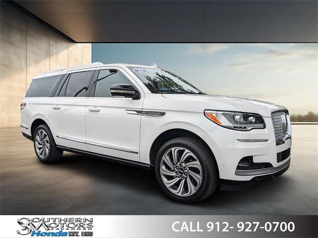 2022 Lincoln Navigator L