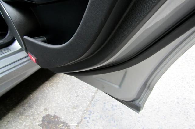 Photo of 2011 Gray Mercedes-Benz C-Class