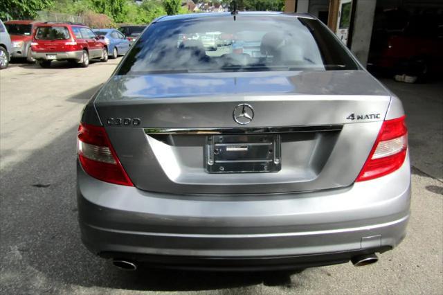 Photo of 2011 Gray Mercedes-Benz C-Class