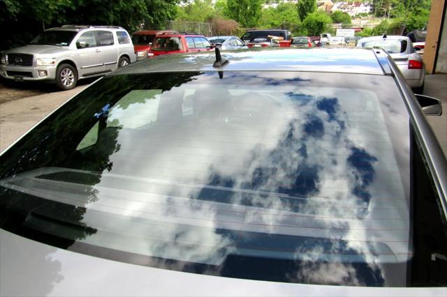 Photo of 2011 Gray Mercedes-Benz C-Class