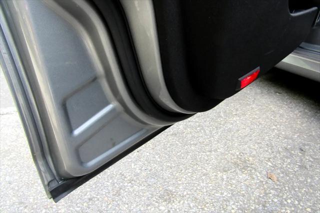 Photo of 2011 Gray Mercedes-Benz C-Class