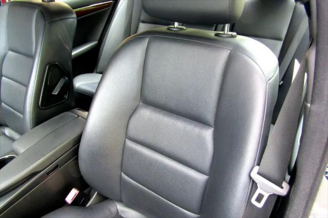Photo of 2011 Gray Mercedes-Benz C-Class