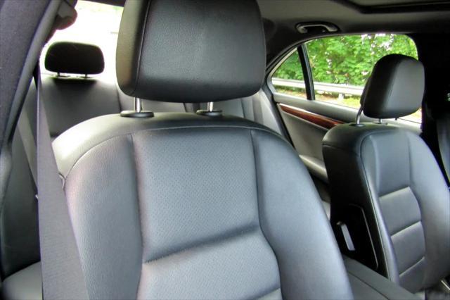 Photo of 2011 Gray Mercedes-Benz C-Class