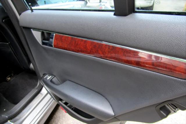 Photo of 2011 Gray Mercedes-Benz C-Class