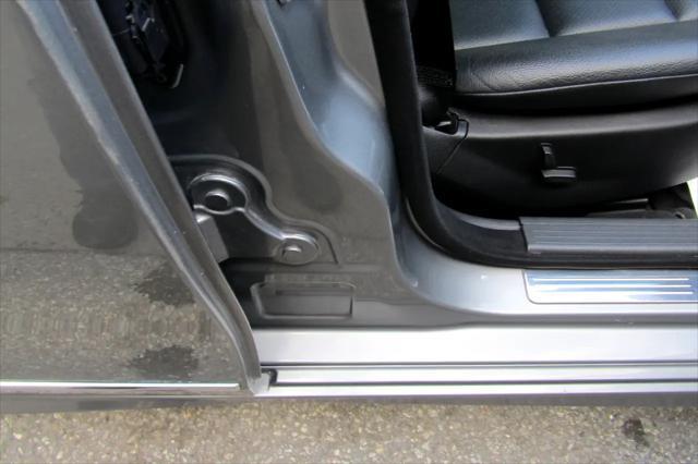 Photo of 2011 Gray Mercedes-Benz C-Class