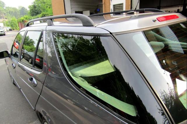 Photo of 2007 Gray Saab 9-5