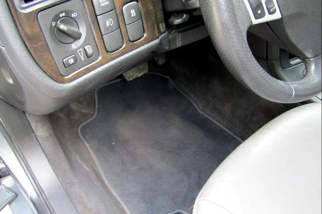Photo of 2007 Gray Saab 9-5