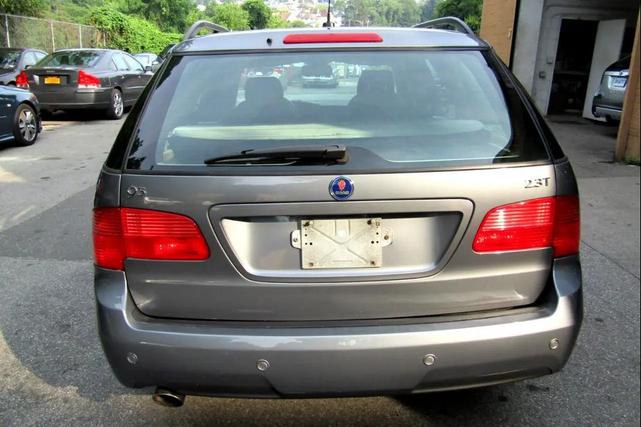 Photo of 2007 Gray Saab 9-5