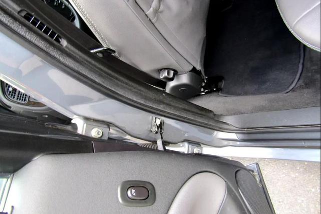 Photo of 2007 Gray Saab 9-5