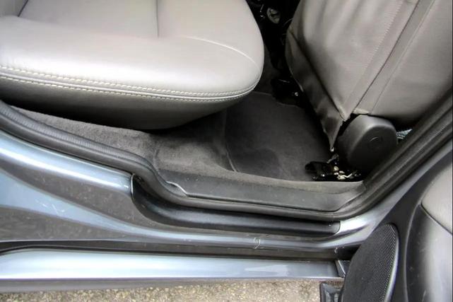 Photo of 2007 Gray Saab 9-5
