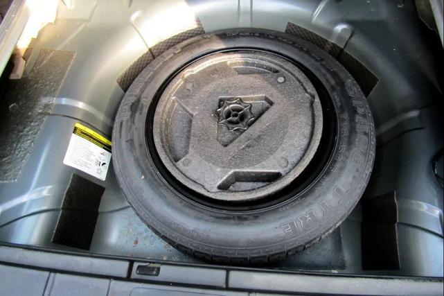 Photo of 2007 Gray Saab 9-5
