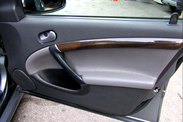Photo of 2007 Gray Saab 9-5