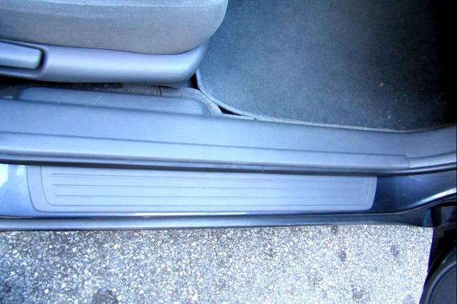 Photo of 2007 Gray Honda Accord