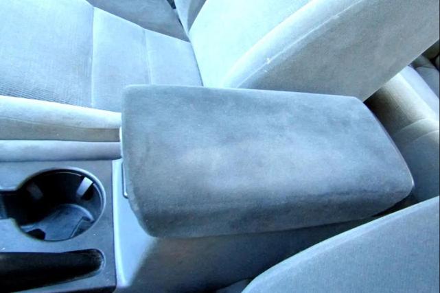 Photo of 2007 Gray Honda Accord