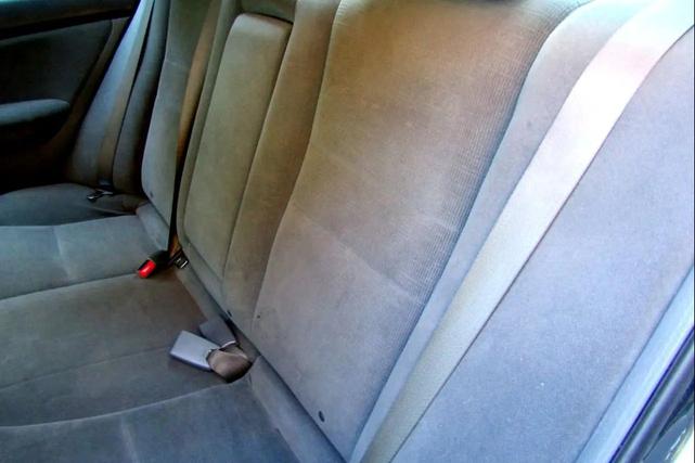 Photo of 2007 Gray Honda Accord