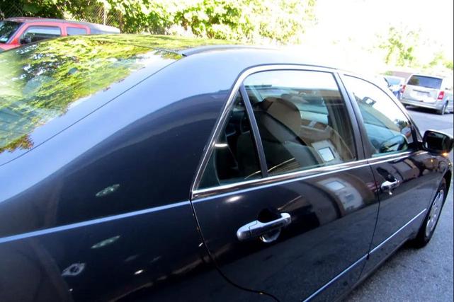 Photo of 2007 Gray Honda Accord
