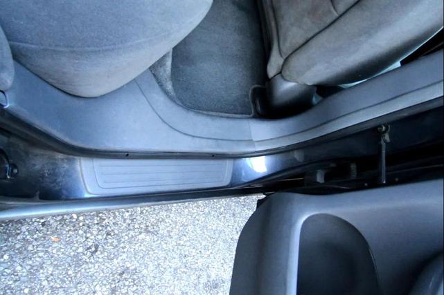 Photo of 2007 Gray Honda Accord