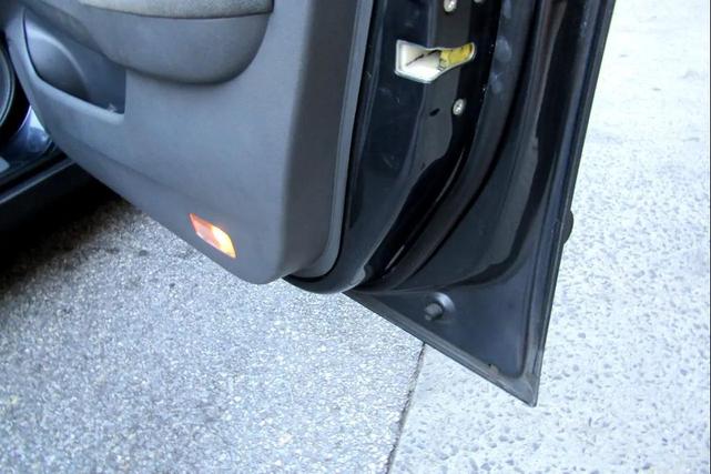 Photo of 2007 Gray Honda Accord