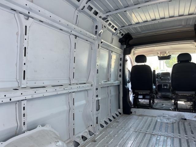 Photo of 2023 Bright White Clearcoat RAM ProMaster 2500