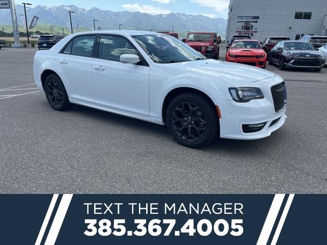 2023 Chrysler 300