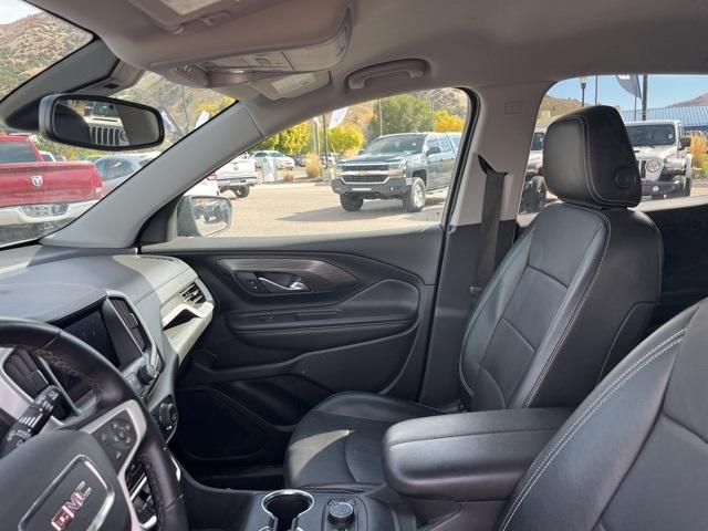 Photo of 2024 Ebony Twilight Metallic GMC Terrain