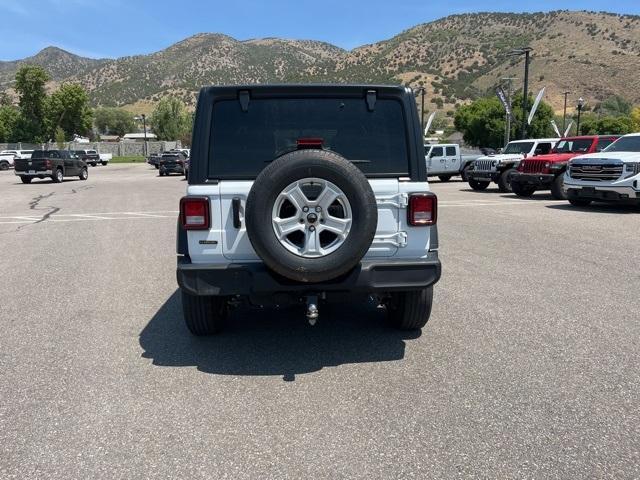 Photo of 2022 Bright White Clearcoat Jeep Wrangler Unlimited