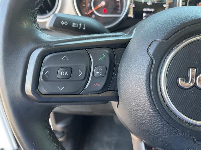 Photo of 2022 Bright White Clearcoat Jeep Wrangler Unlimited