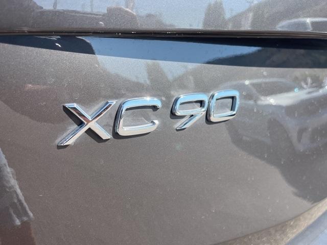 Photo of 2024 Black Volvo XC90