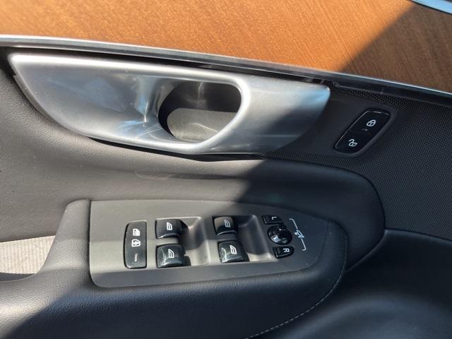 Photo of 2024 Black Volvo XC90