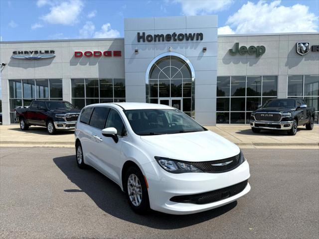 2022 Chrysler Voyager