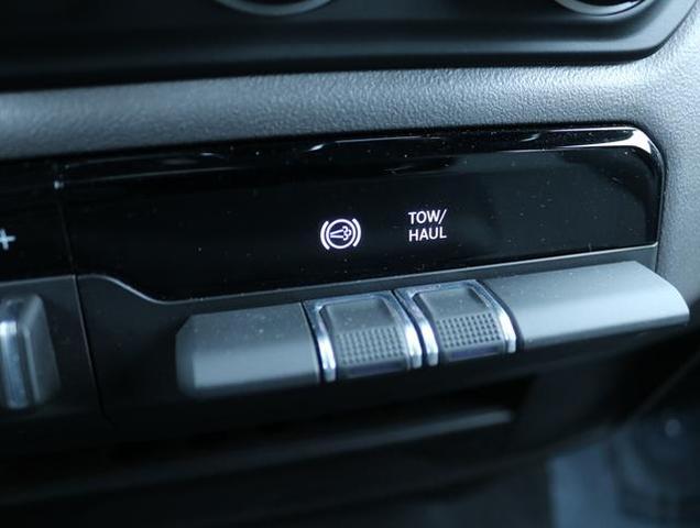 Photo of 2023 White RAM 3500