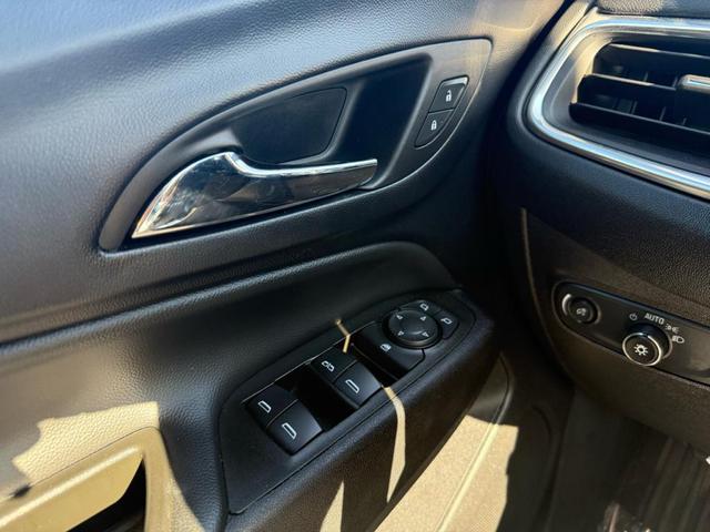 Photo of 2024 Silver Chevrolet Equinox
