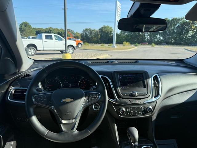 Photo of 2024 Silver Chevrolet Equinox