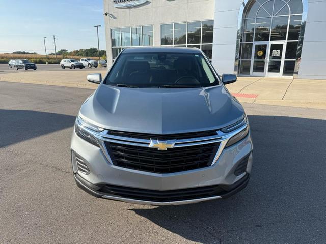 Photo of 2024 Silver Chevrolet Equinox