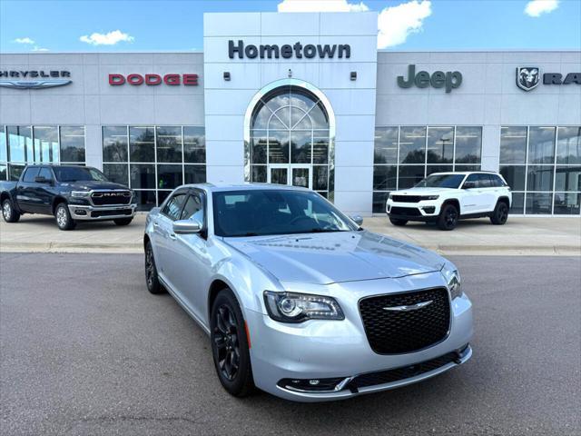 2019 Chrysler 300