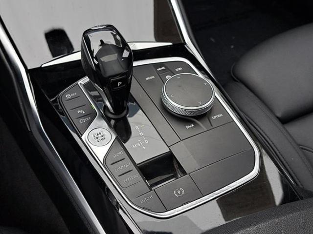 Photo of 2019 Black BMW 330