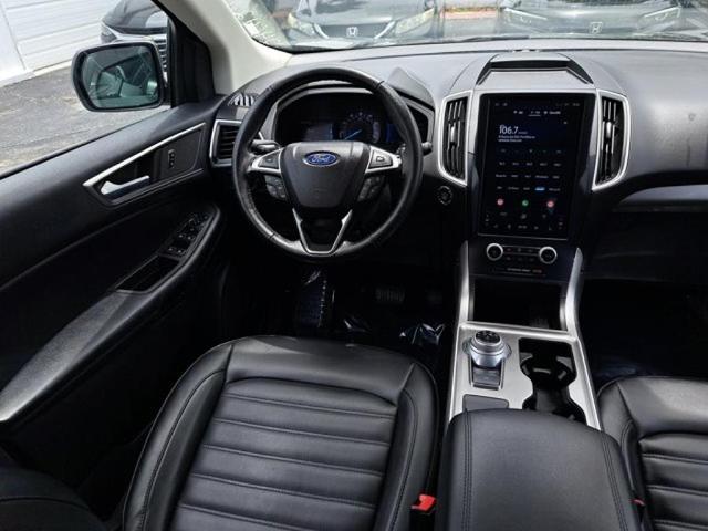 Photo of 2023 Black Ford Edge