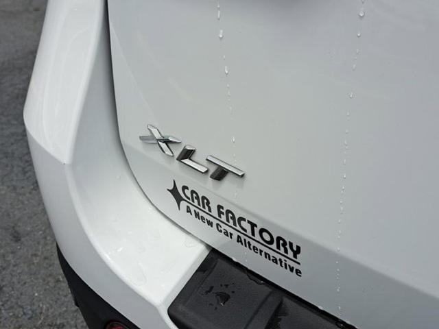 Photo of 2023 White Ford Explorer