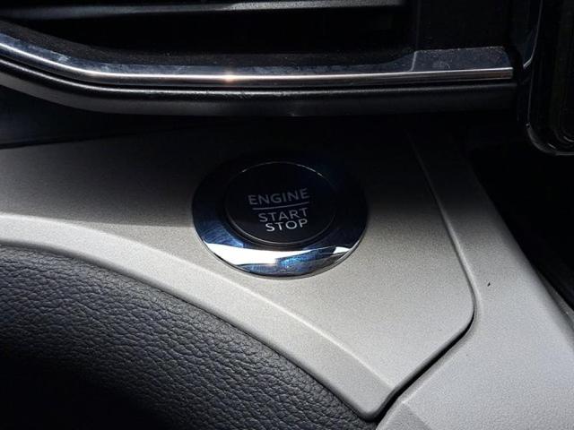 Photo of 2023 White Ford Explorer
