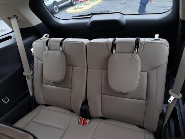 Photo of 2023 White Ford Explorer