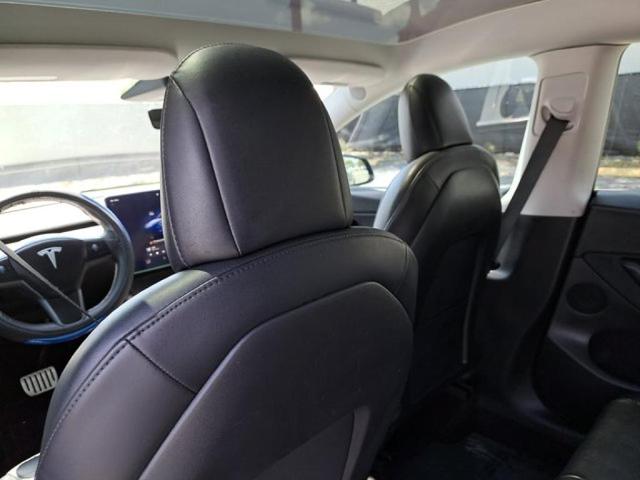 Photo of 2022 Blue Tesla Model Y