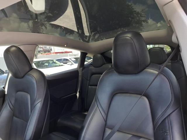 Photo of 2022 Blue Tesla Model Y