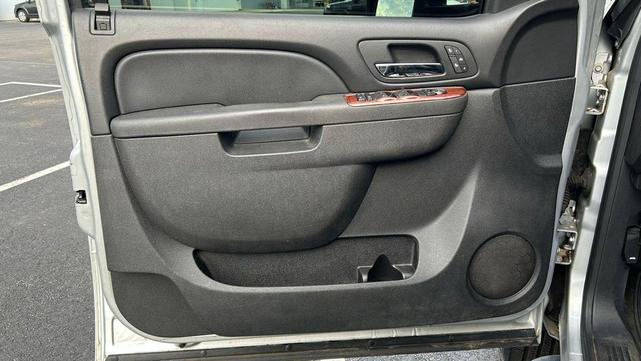 Photo of 2012 Quicksilver Metallic GMC Sierra 2500