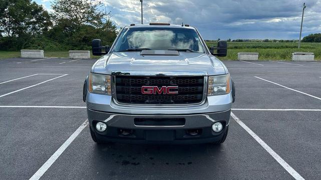Photo of 2012 Quicksilver Metallic GMC Sierra 2500